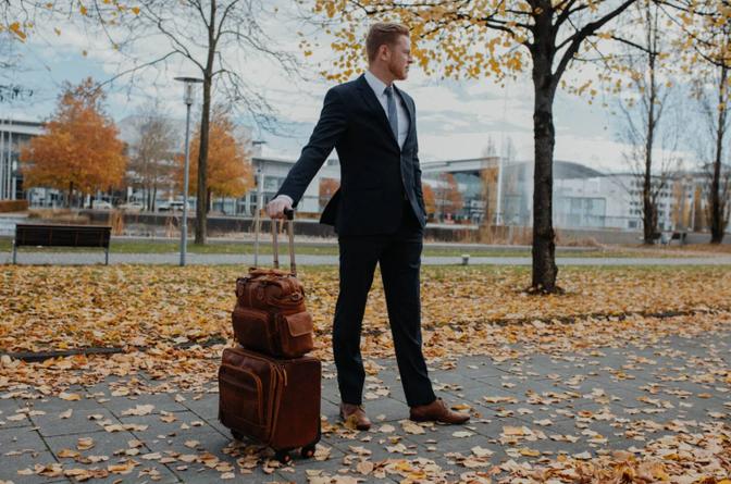 Zurück ins Büro: Business-Taschen aus Leder, die in diesem Herbst den Ton angeben | Articles | bagselectionsde | Gan Jing World - Technology for Humanity | Video & Movie Streaming