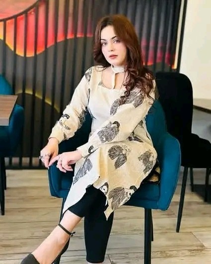 Saba Khan Profile Picture
